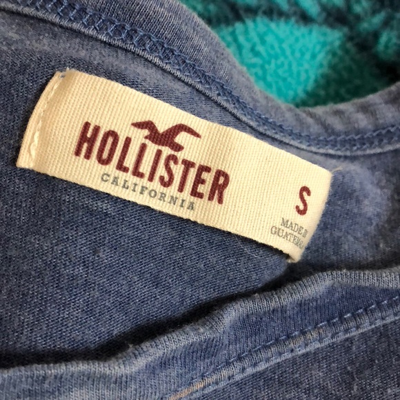 Soft Hollister shirt - Picture 2 of 5